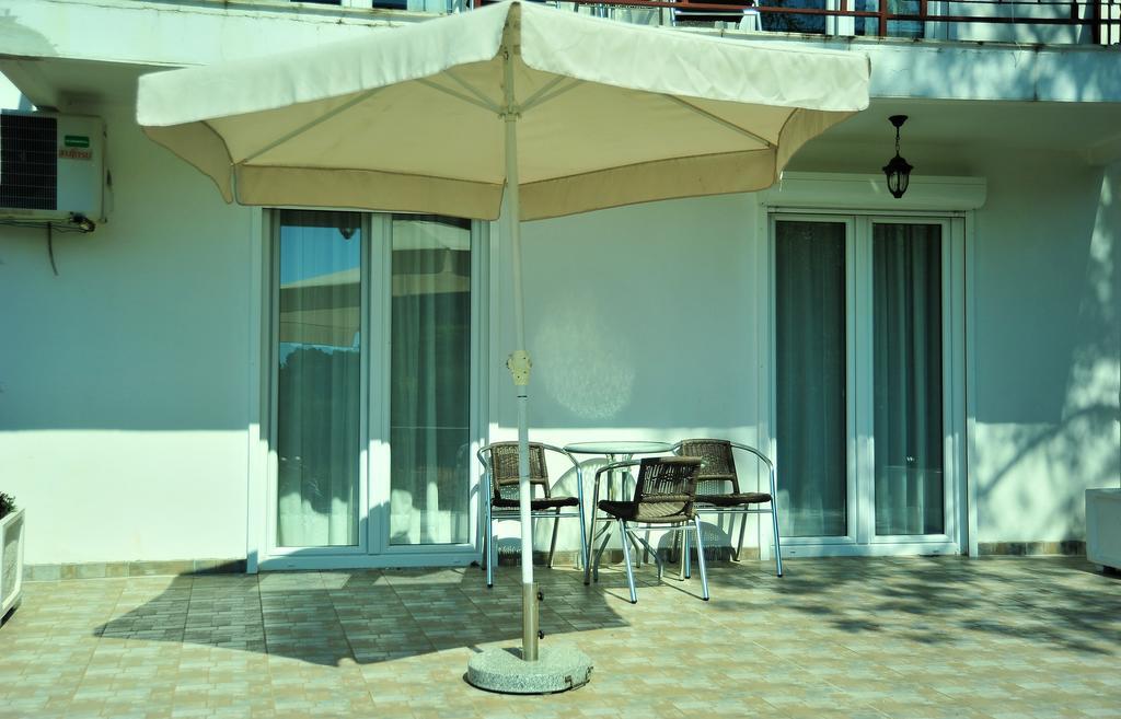 Grejm Family Apartments Petrovac Exterior foto